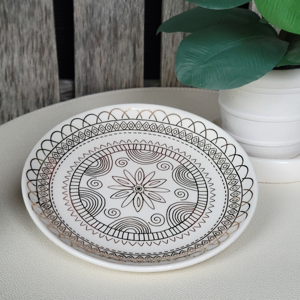 Threshold White Porcelain Gold Mandala 6" Plate